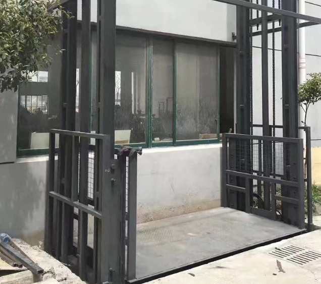 许昌导轨式施工升降机助力民生工程提速增效