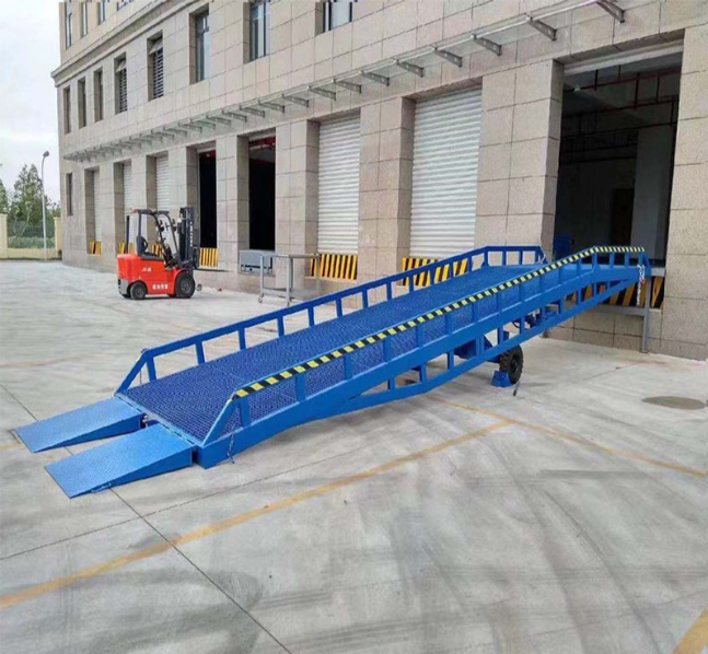 许昌移动式登车桥装卸